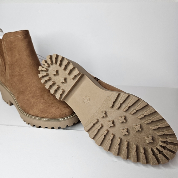 Universal Thread Taci Boots Size 9 - Picture 2 of 6